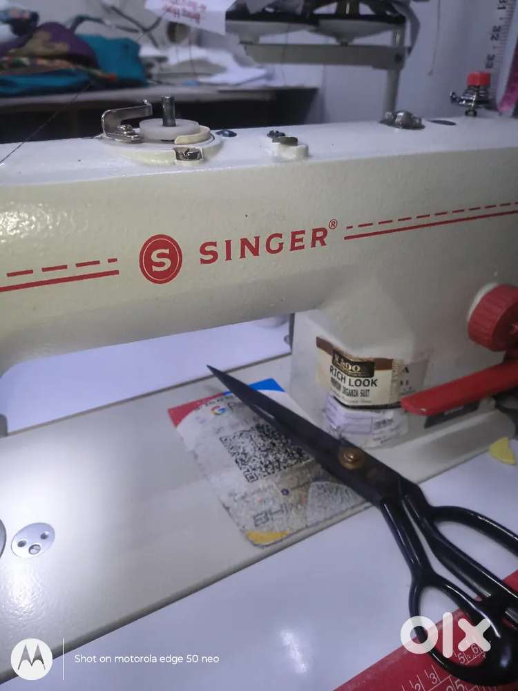 Boutique pe helper ya karigar chahiye