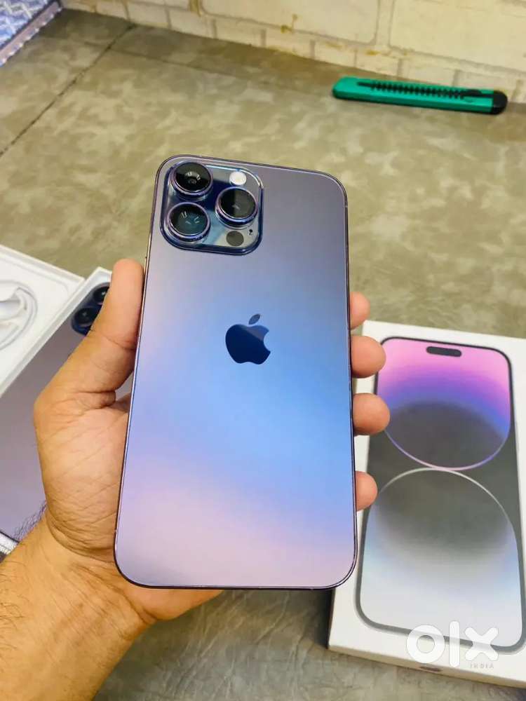 iPhone refurbished available