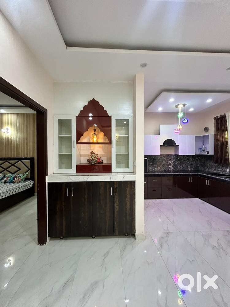 150 Gaj 3BHK FULLY SPACIOUS FLAT FOR SALE IN JUST 51.90lac Sector 115