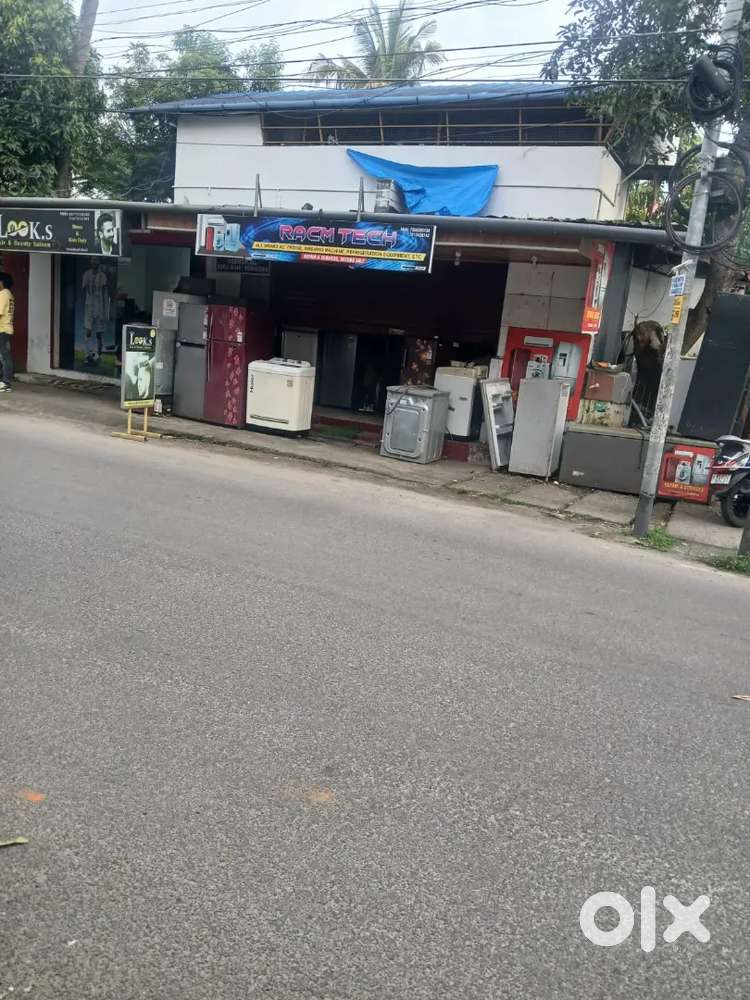 Shop for sale in SRM pottakuzhy road Ernakulam.