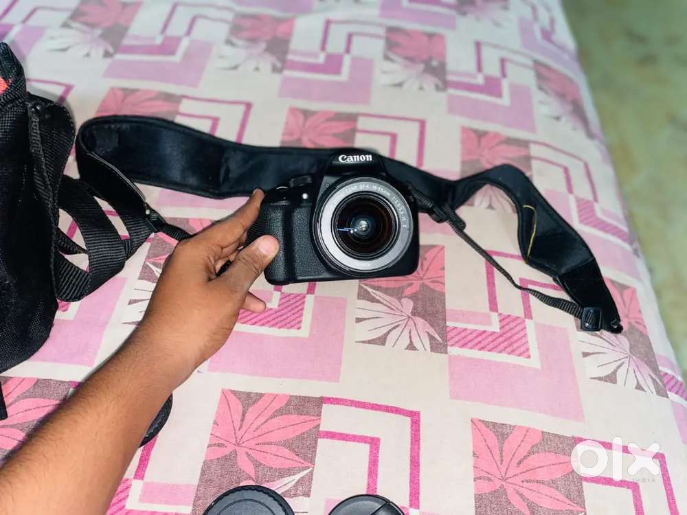Bslr canon EOS Rebel t5  all complete full kit