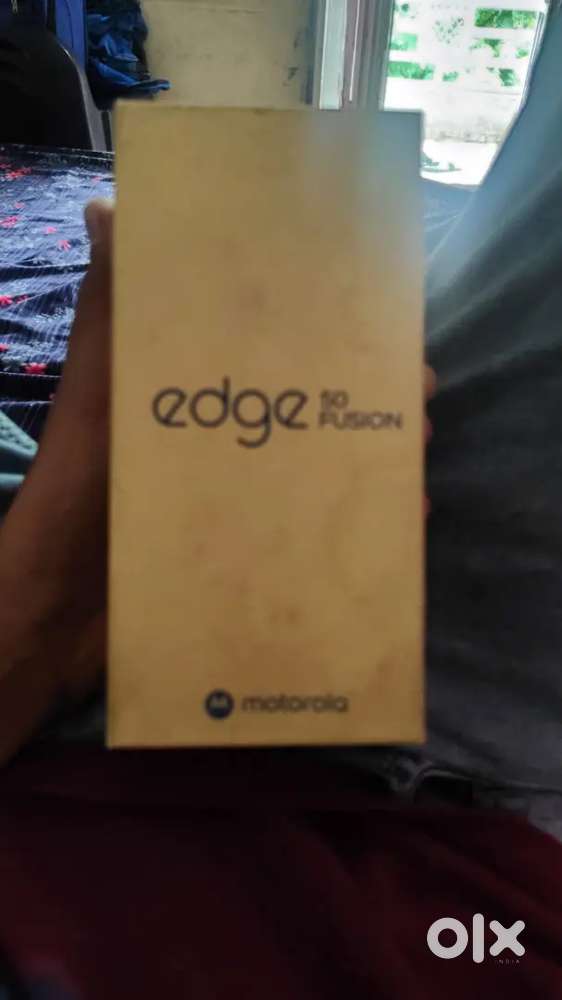 Edge 50 fusion 7 months old