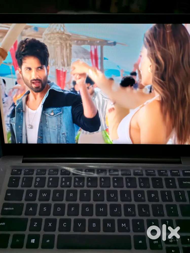 Dell latitude 7400 i7 8th gen 16GB RAM 256SSD 8K Display touchscreen