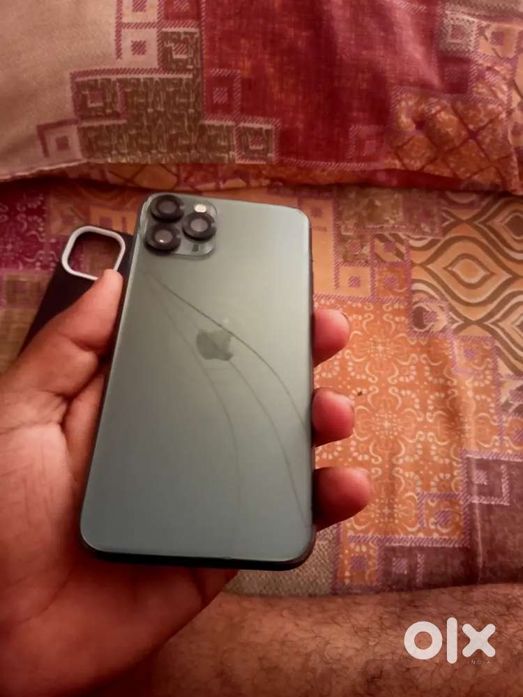 iPhone 11 pro 256 exchange with android  5G