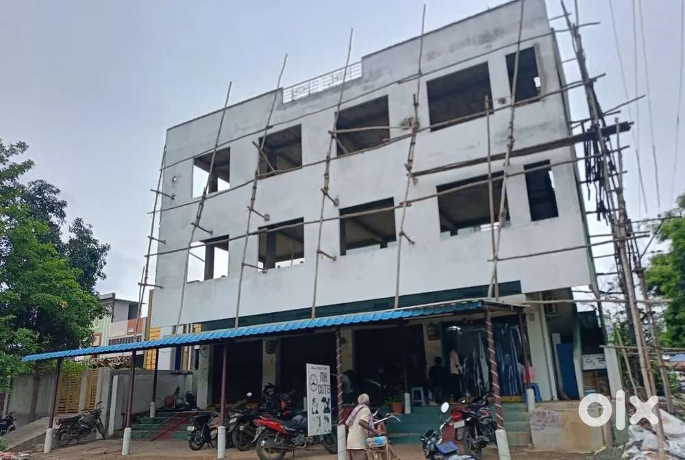 To-let for Commercial @ Rent or Lease