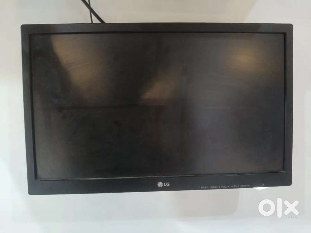 Lg moniter 18 inch