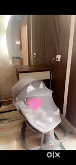Mustella electric swing
