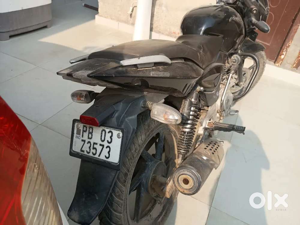 Bajaj pulser 2012 model