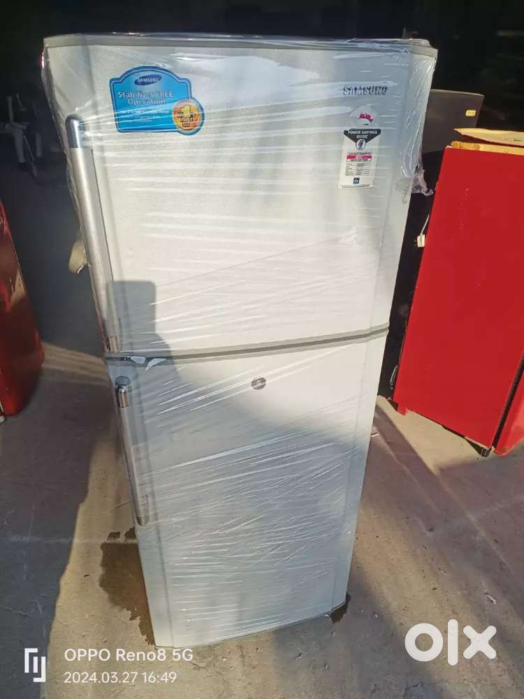 Samsung off white double door Fridge frost free I'd 61#@
