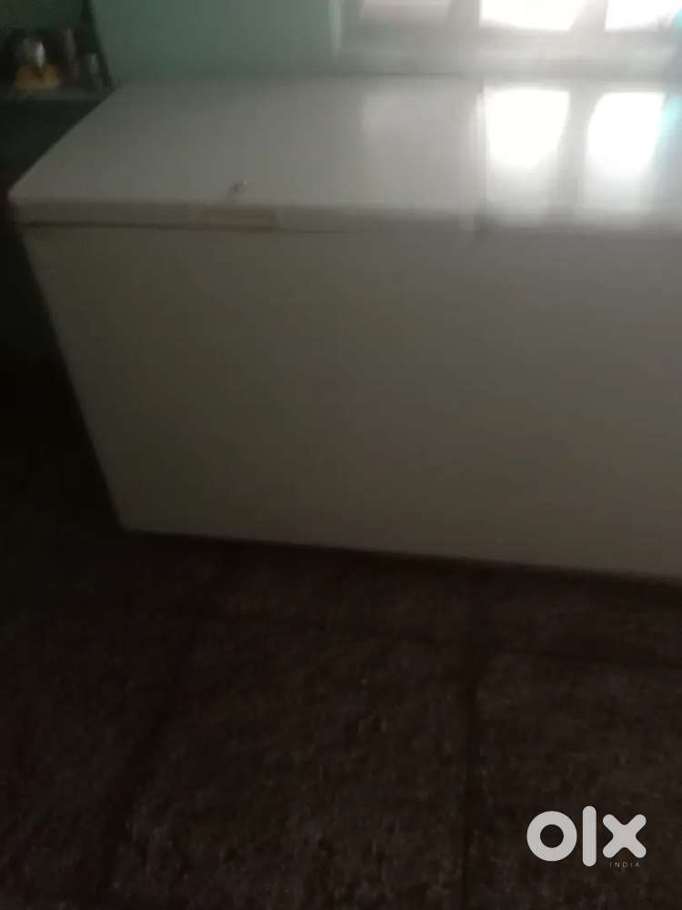 1 double door fridge hai or 1 dfridge hai dono sale krne hai