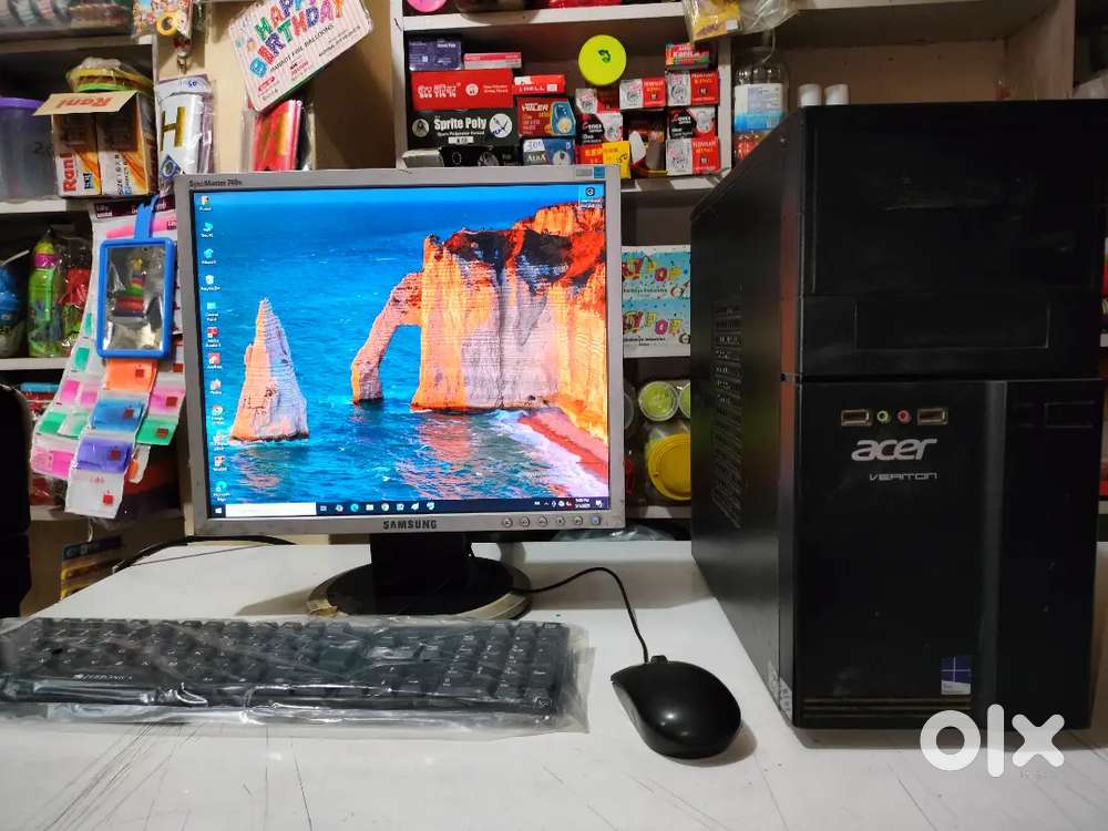 Computer, Desktop, Mouse, Keyboard for Sell