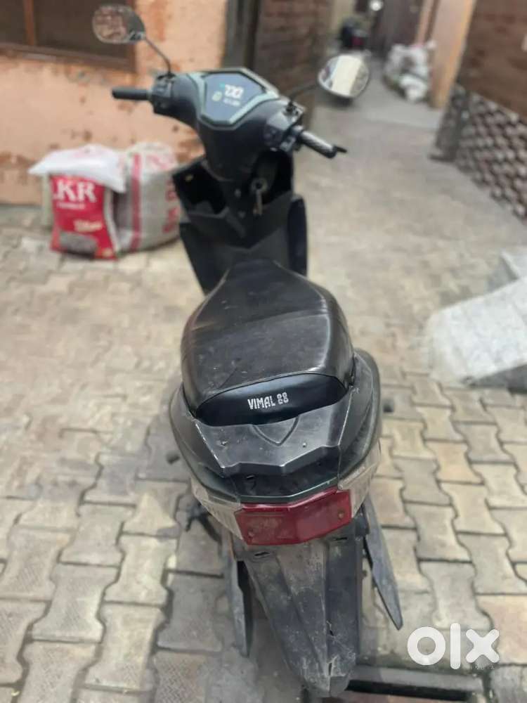 Electric scooty urgent sale