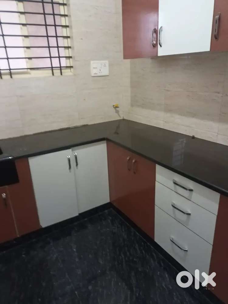 House for rent or lease 6 lac  to 8 lac vijayanager mysore