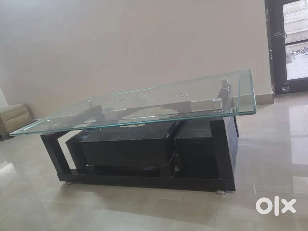 CENTER TABLE