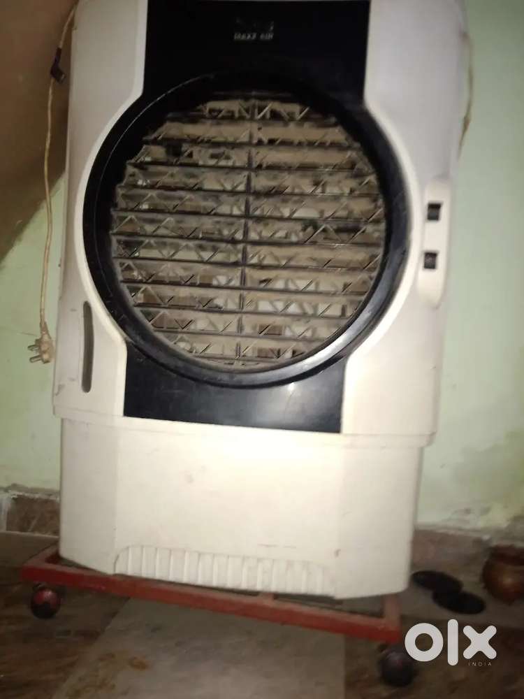 Ye air cooler pura working condition me hai hamare gar ac aagayi hai