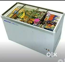 Voltas deep freezer glass top 300 ltr