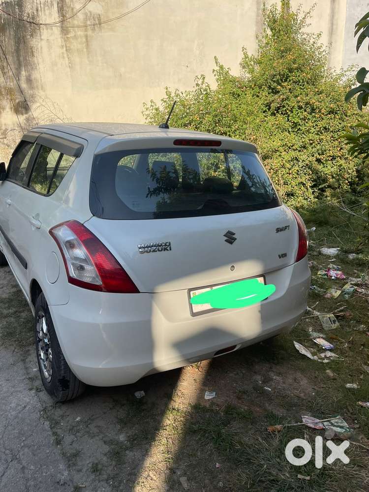 Maruti Suzuki Swift 2012 Diesel 130000 Km Driven