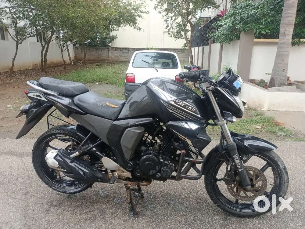 Yamaha FZ v2 on sell