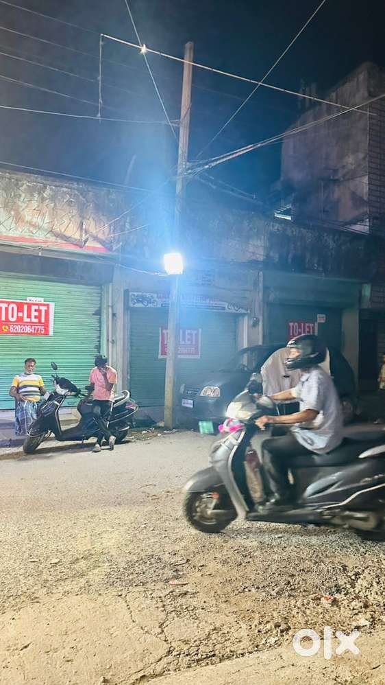 Shop or godown ke liye agar kise ko chiye toh contact kare