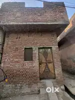 Corner ka manakn hai ek side ka road bohot bada hai ek side ka thoda