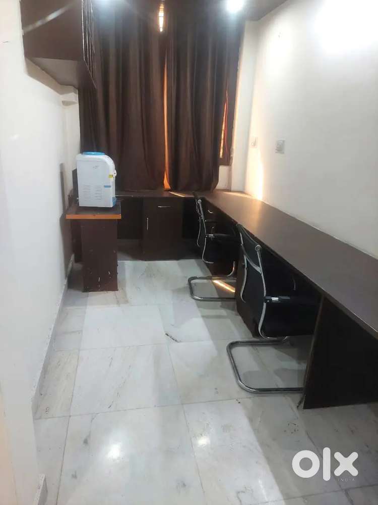 450 sqft Fully furnished office for rent vibhuti khand gomti nagar Lko