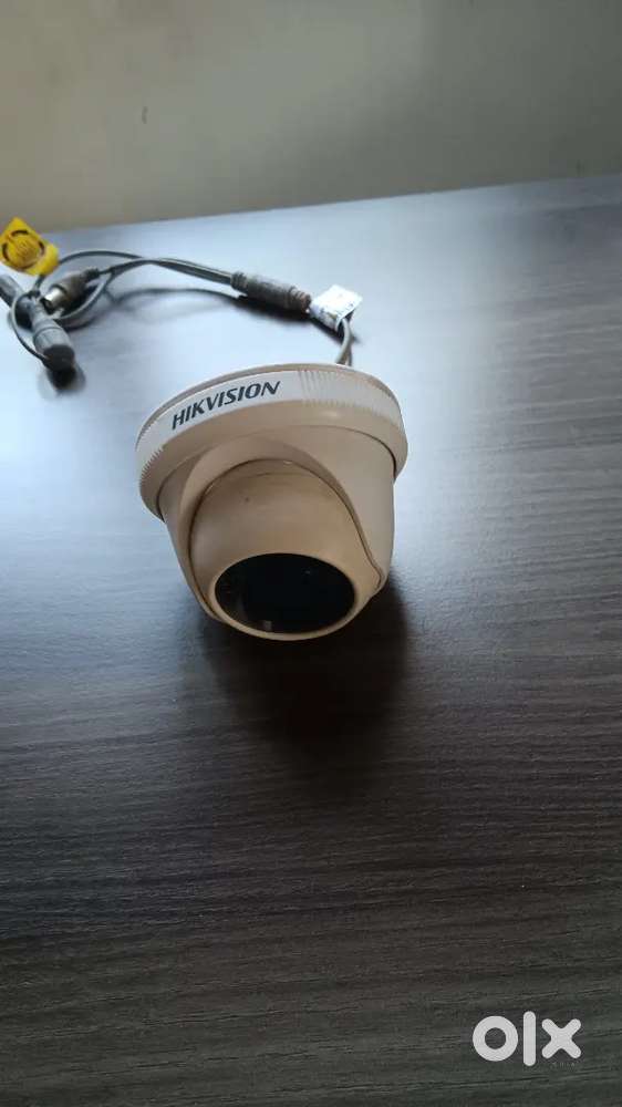 Hik vision DVR8 CH,2MP Camara 7 nos,Dome Camara etc.