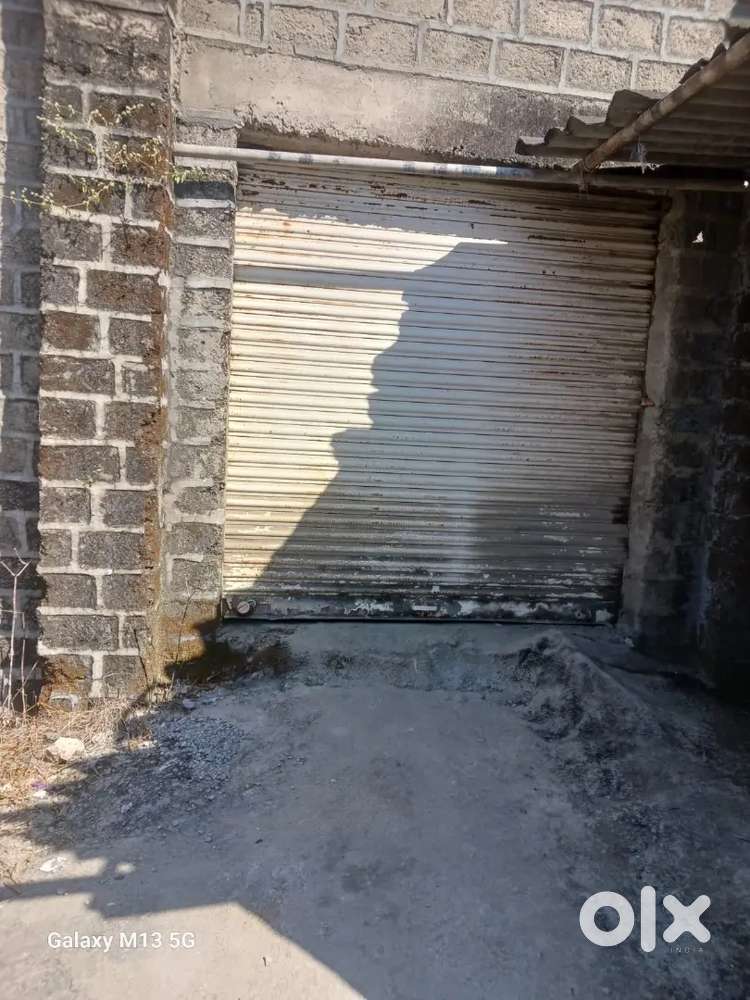 हाय वे टच 2000 Sqfit गोडाऊन भाड्यानी देणे आहे