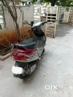 Red scooty Pep