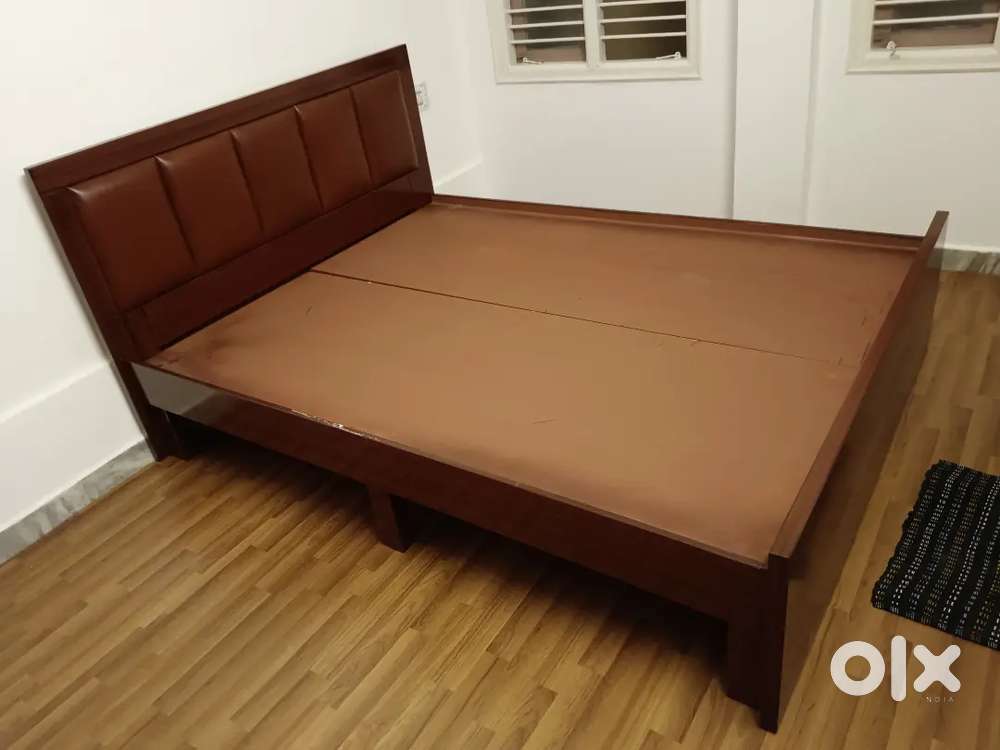 New 78/60 queen size wooden bed at factory price
