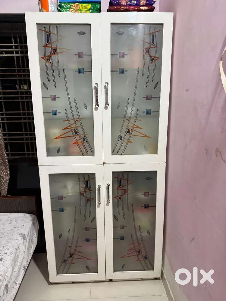 Designer Glass Crockery cabinet (Ghar ki Shaan)