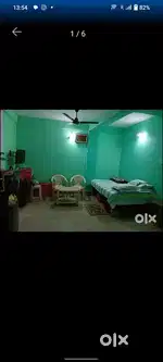 Roommate female