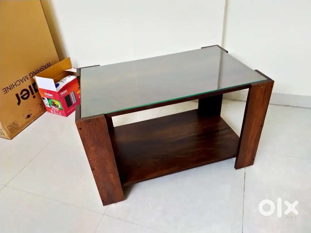 New Brand Best Design Wooden Tea Table with Glass Top