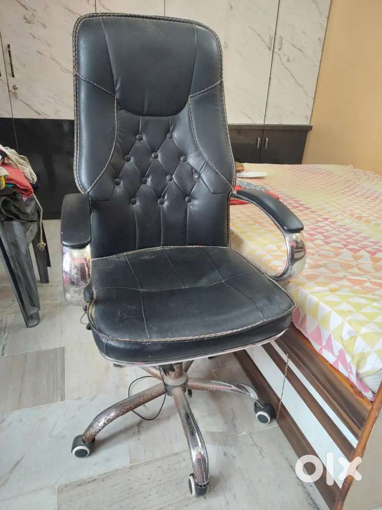 Moveable Office chair