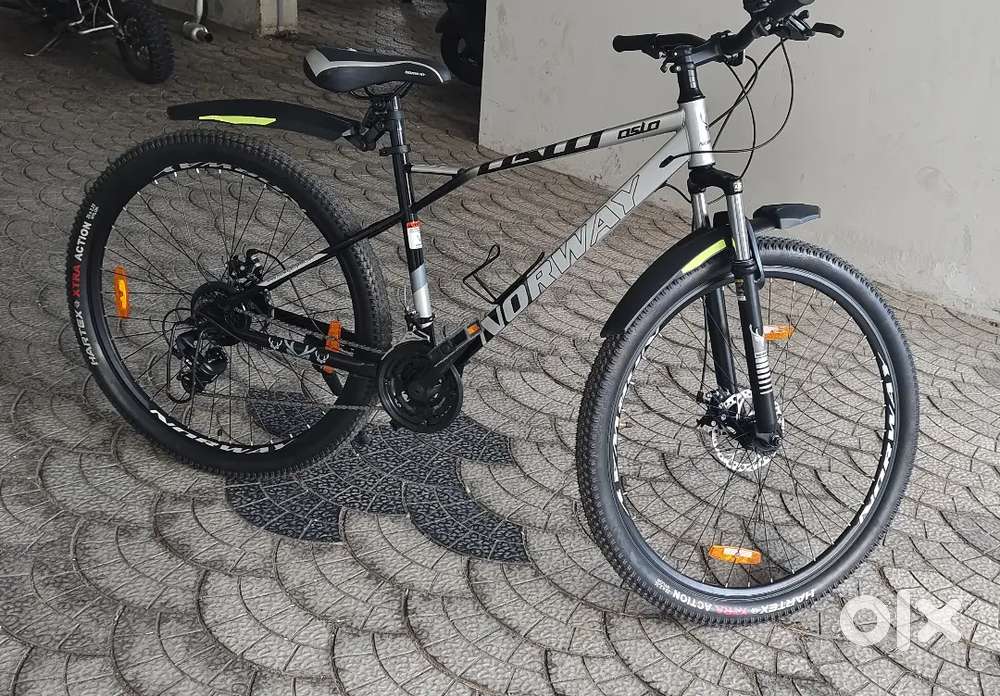 Norway Oslo 27. 21-speed, with dual disc brake
system