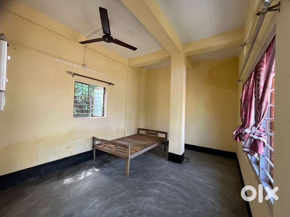 I want to rent my apartment for bachelor boy and bachelor girl
