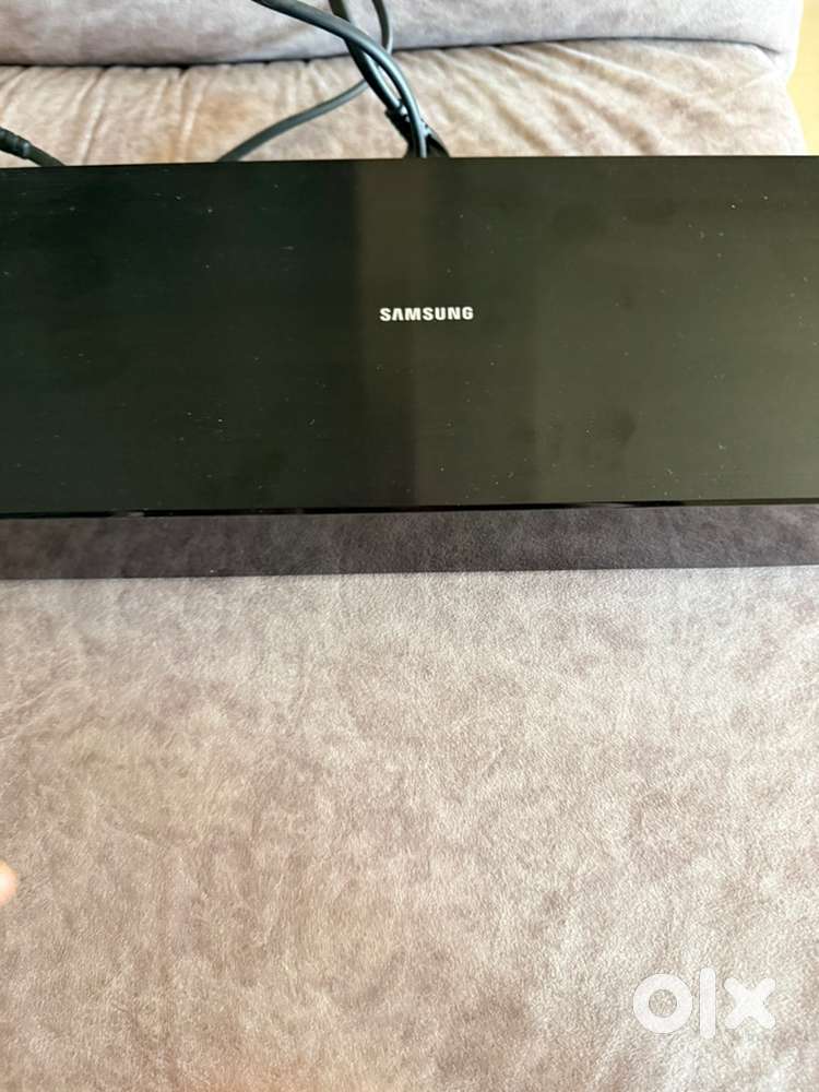 Samsung Frame TV one connect box with 55 inch bezel
