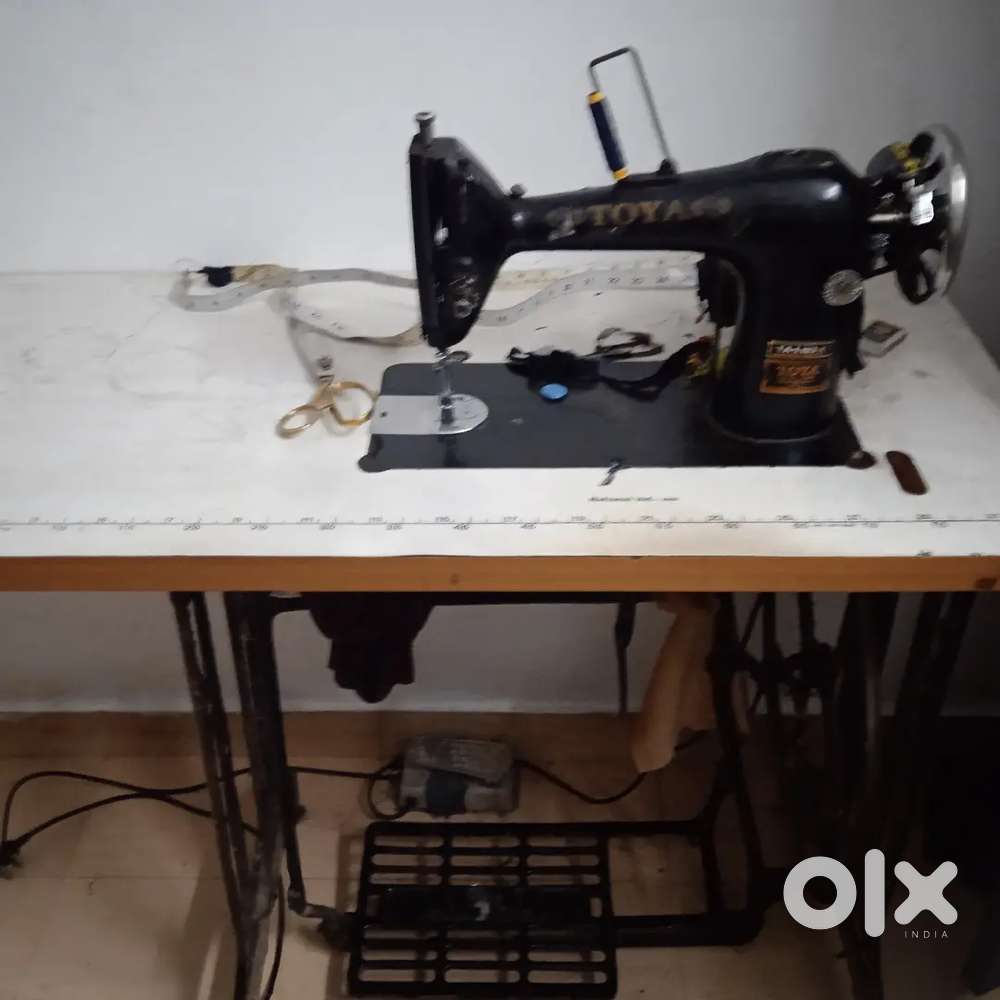 Toya sewing machine