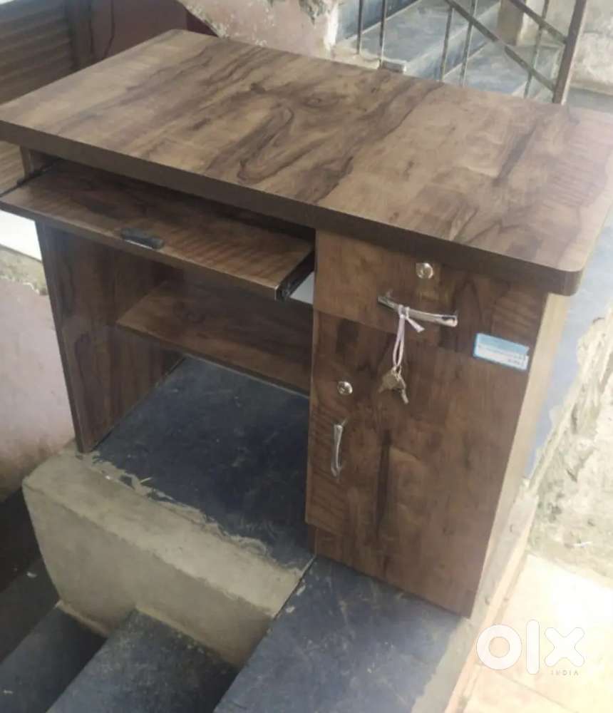 Office Computer Wooden Table with One Drawer and Cabinet
