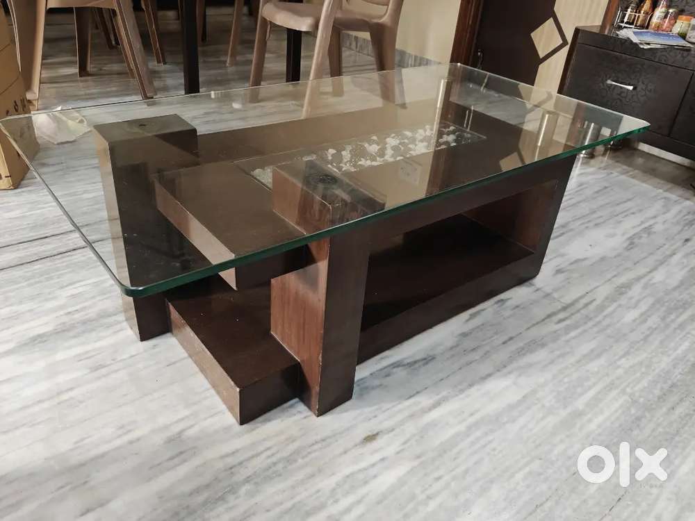 Tea table/ centre table