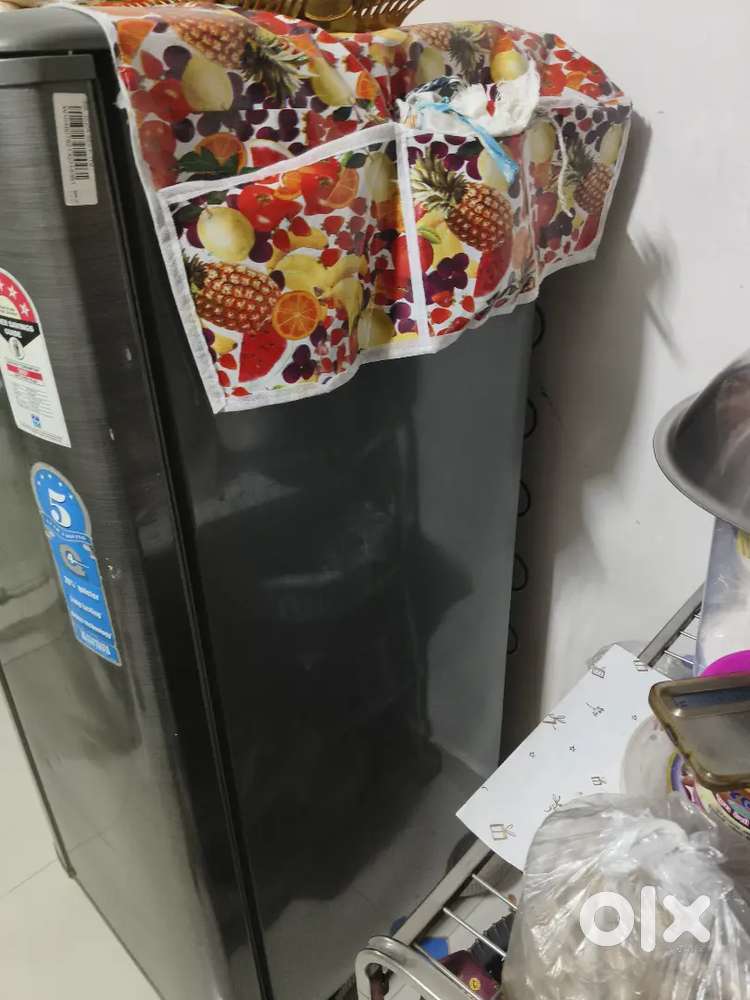 Whirlpool 5 star fridge 190litrs