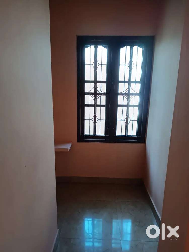 Individual home for rent near chalai trivandrum
