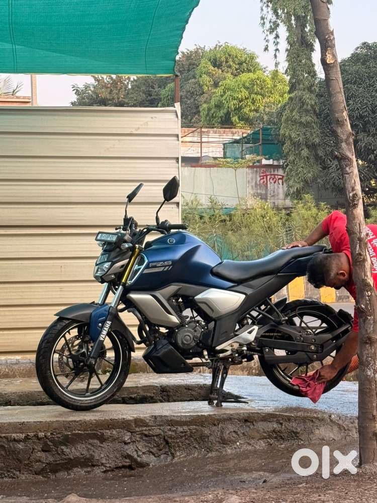 Sports bike , yamaha Fzs V3 , fzs