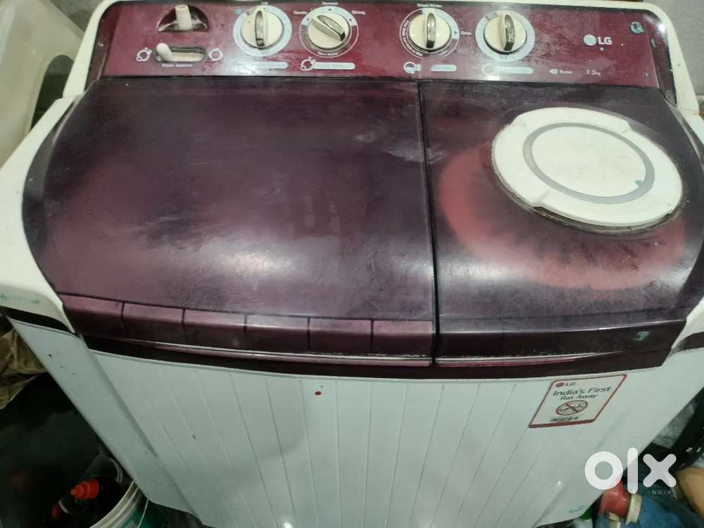 Brand -L.G, capacity -7.2kg, type- semi automatic