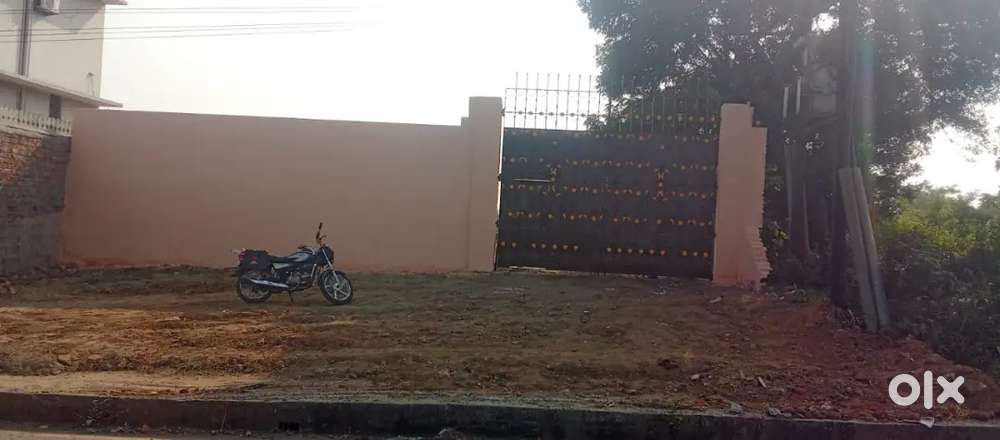 this land is facing nh2 highway ,barwada Dhanbad,