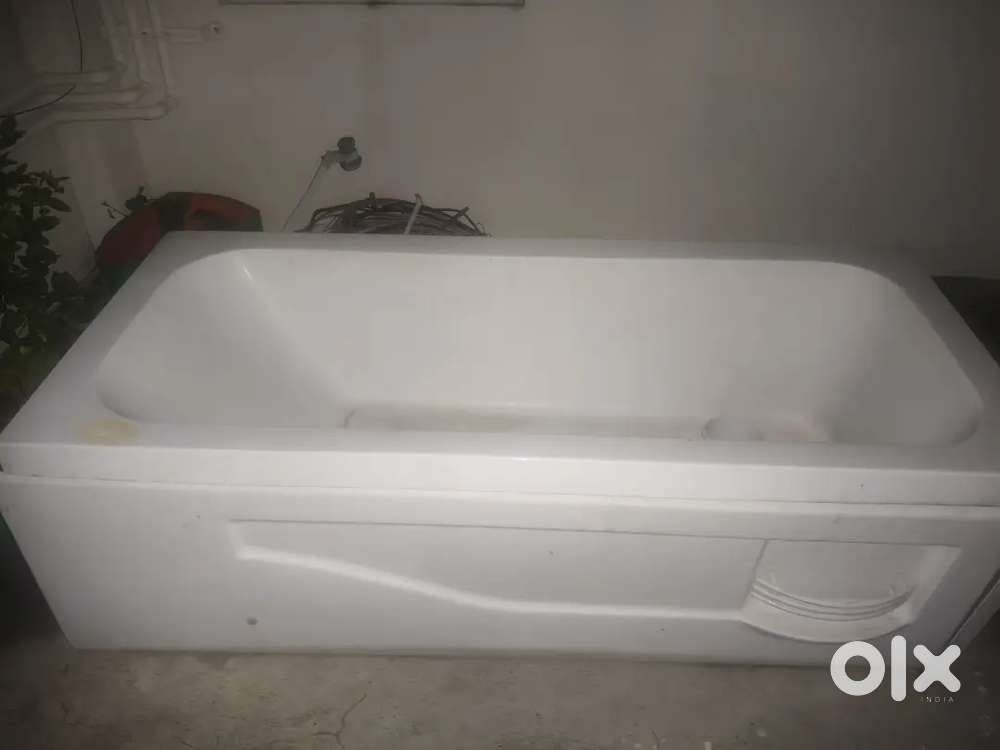 Unused Bath Tub for sale