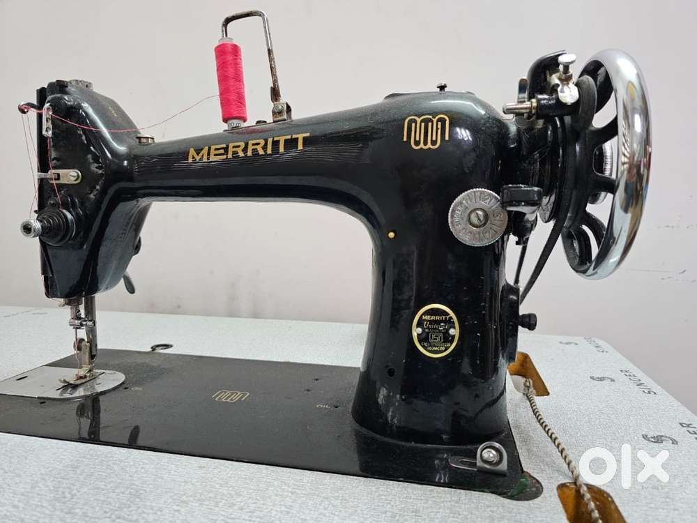 Merritt sewing Machine with table stand