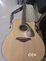 Two Months old Yamaha FGX800C Electro Acoustic Guitar