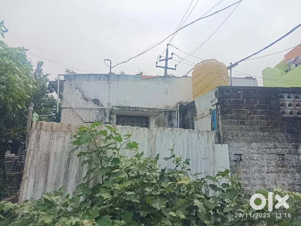 Land 971 sqft with seat house