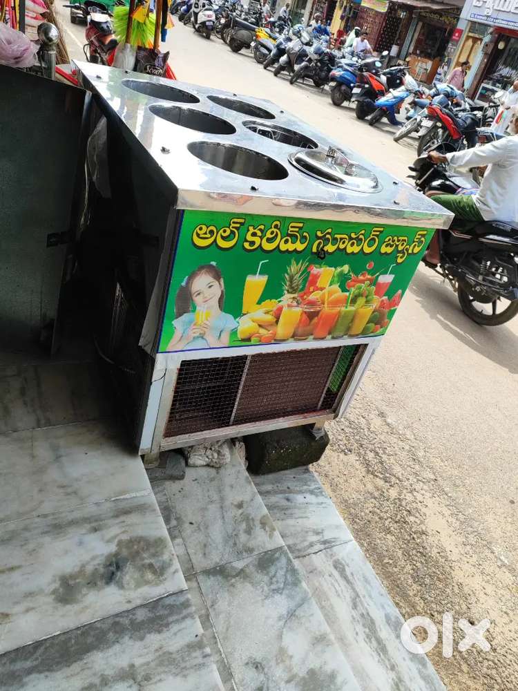 Super cool drink fridge,all metiriyal steel