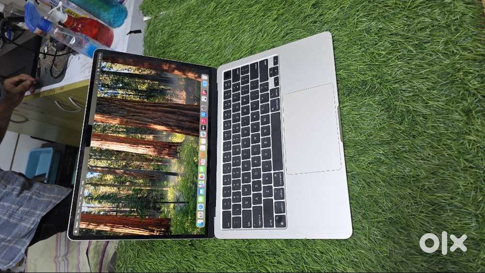 A3113 M3 MacBook Air Best Condition